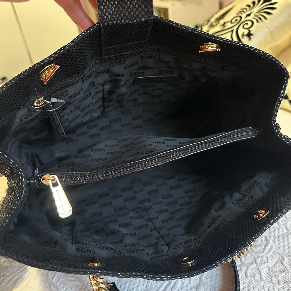 Michael Kors glimmering bag - Picture 9 of 12